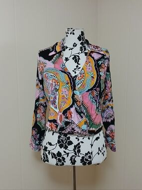 Women’s Paisley V-Neck Blouse in Pink and Black